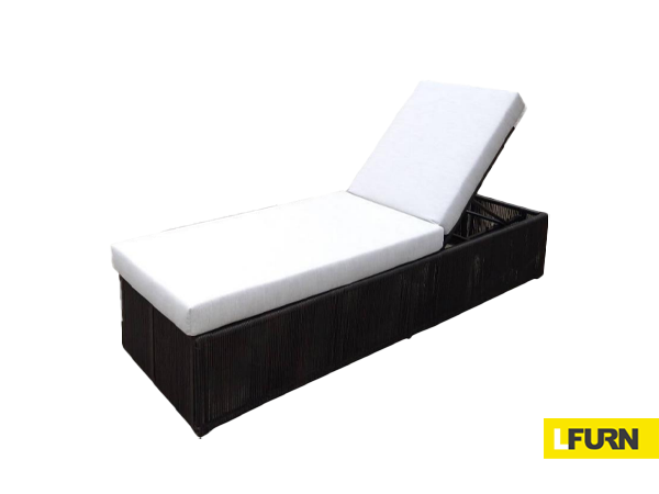 POLYRATTAN CHAISE LOUNGE WITH ACRYLIC FABRIC